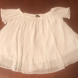 Flowy white kld shirt